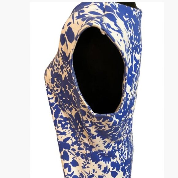 Talbot's Sleeveless FIt and Flare Blue and White Floral Print Dress Size 10 EUC - Picture 4 of 9